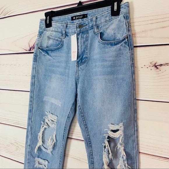 Light wash distressed boyfriend fit jean… - Picture 4 of 7